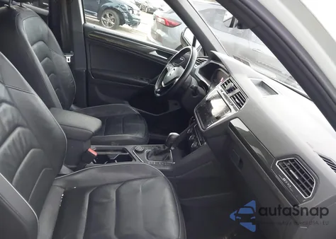 2020 Volkswagen Tiguan 2.0T Sel Premium R-Line из США, поврежденный, VIN 3VV4B7AX1LM101101